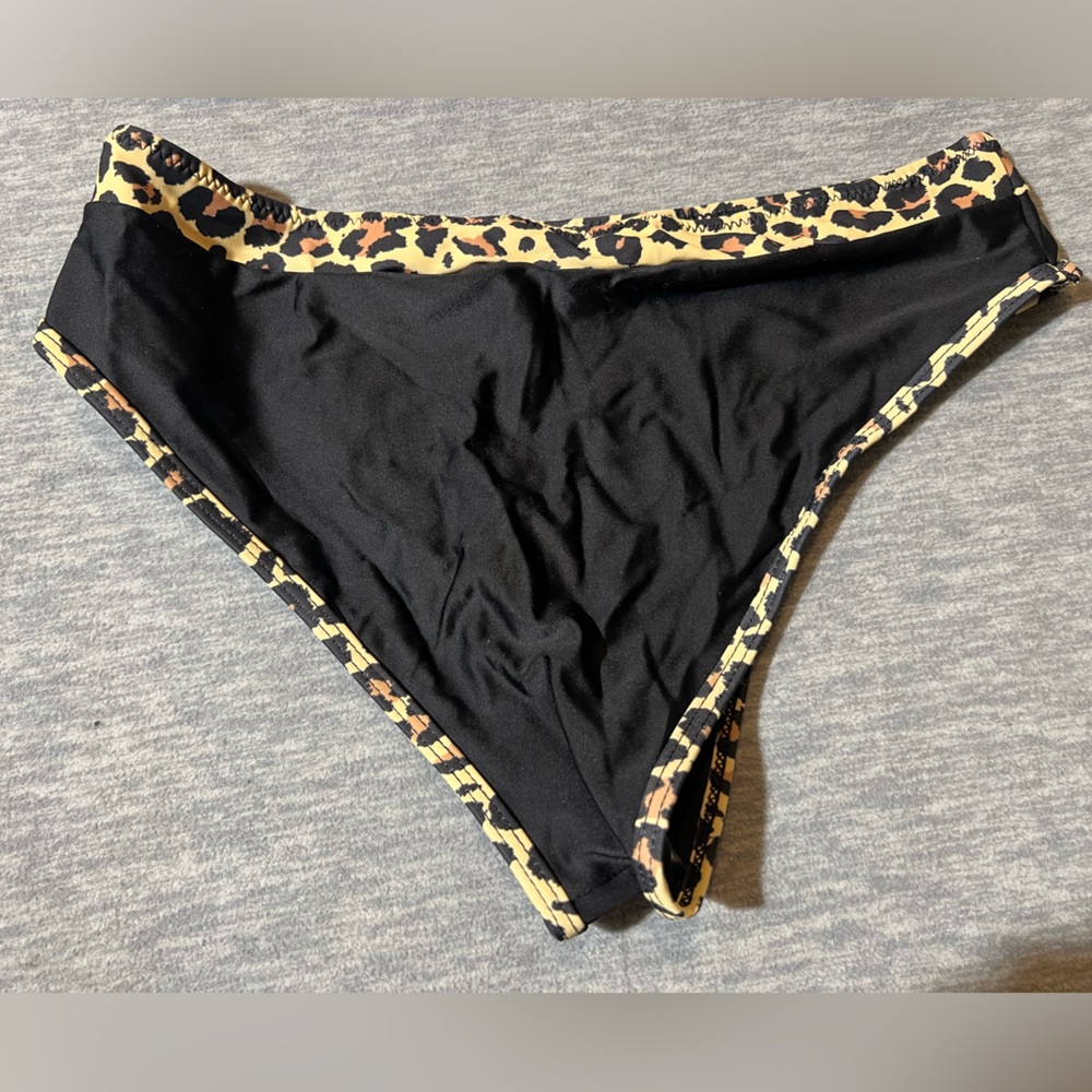 Live Life On The Beach 2 piece bikini women’s M‎ strappy black leopard print new - Picture 3 of 13